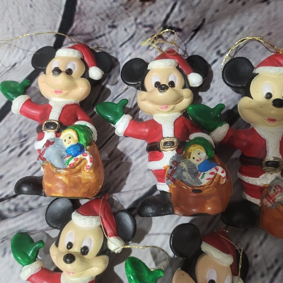Vintage Mickey Mouse Christmas Ornaments Plastic Walt Disney set of 5 - Picture 3 of 6